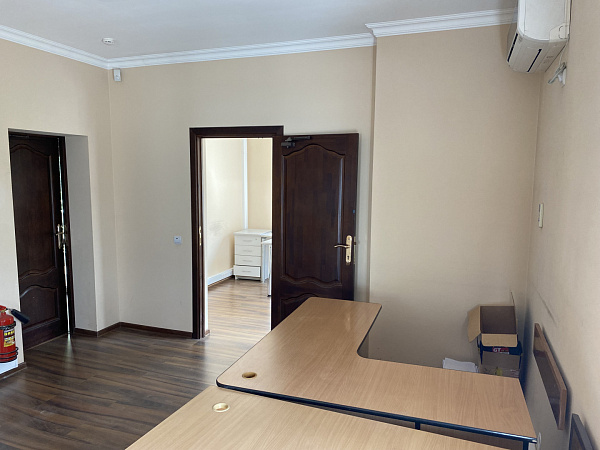 Коммерческая, 238 кв.м. Коммерческая, 238 кв.м.