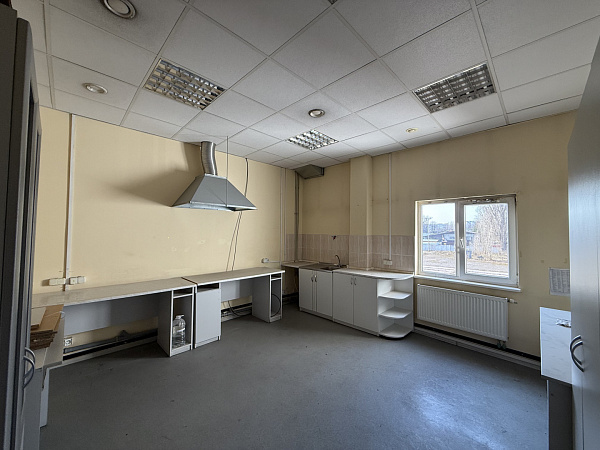 Коммерческая, 6550 кв.м. Коммерческая, 6550 кв.м.
